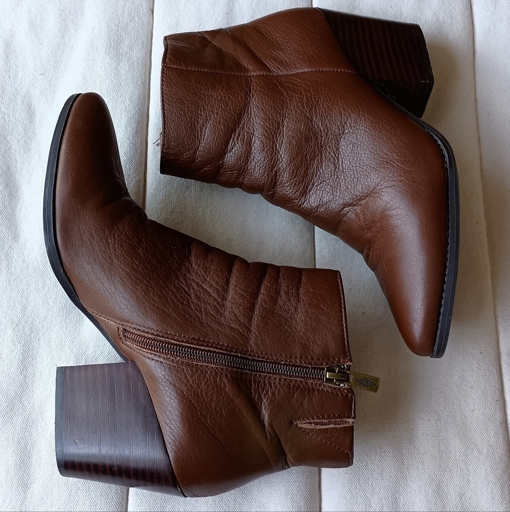 American Rag Brown Leather Ankle Boots_7